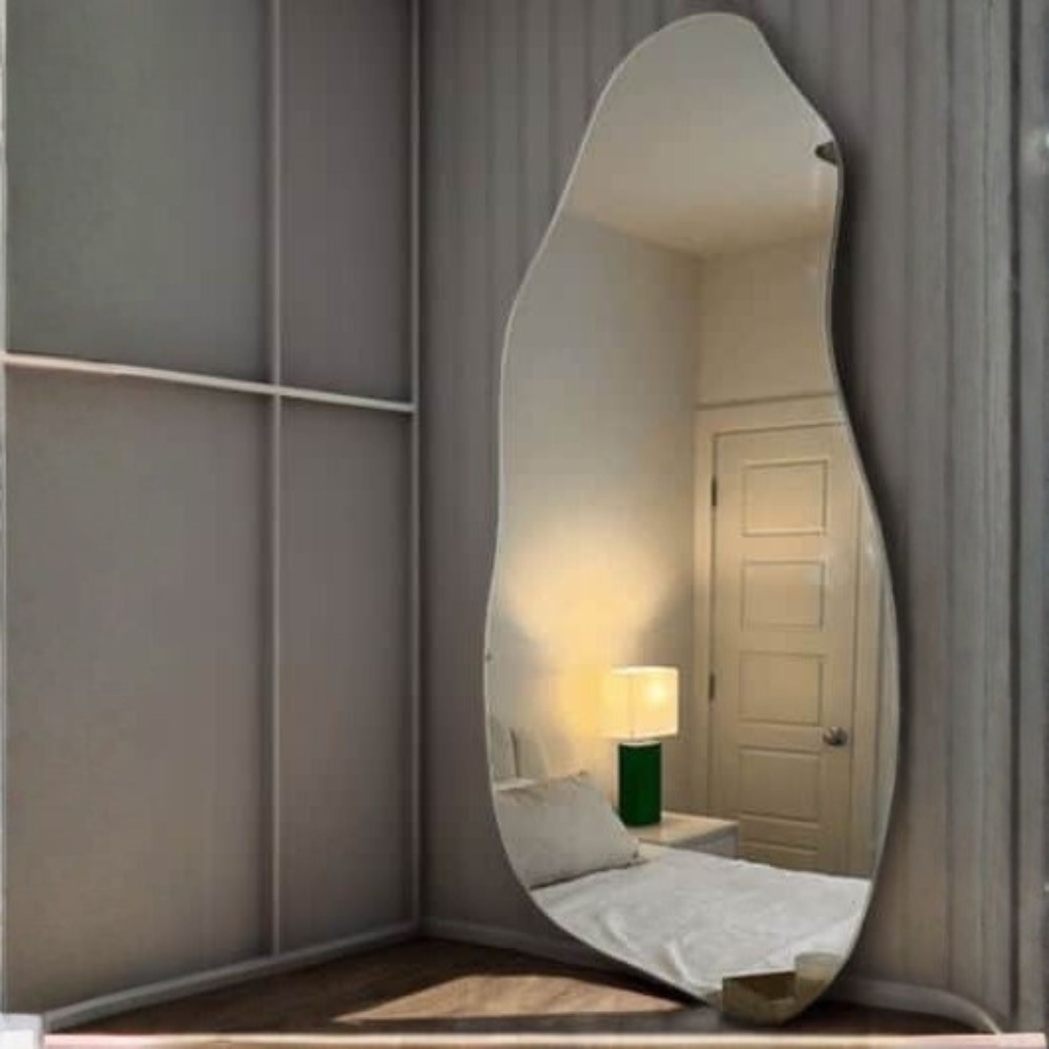 Asymmetrical Full-Length Frameless Floating Wall Mirror 70×180 cm – Model LM57D